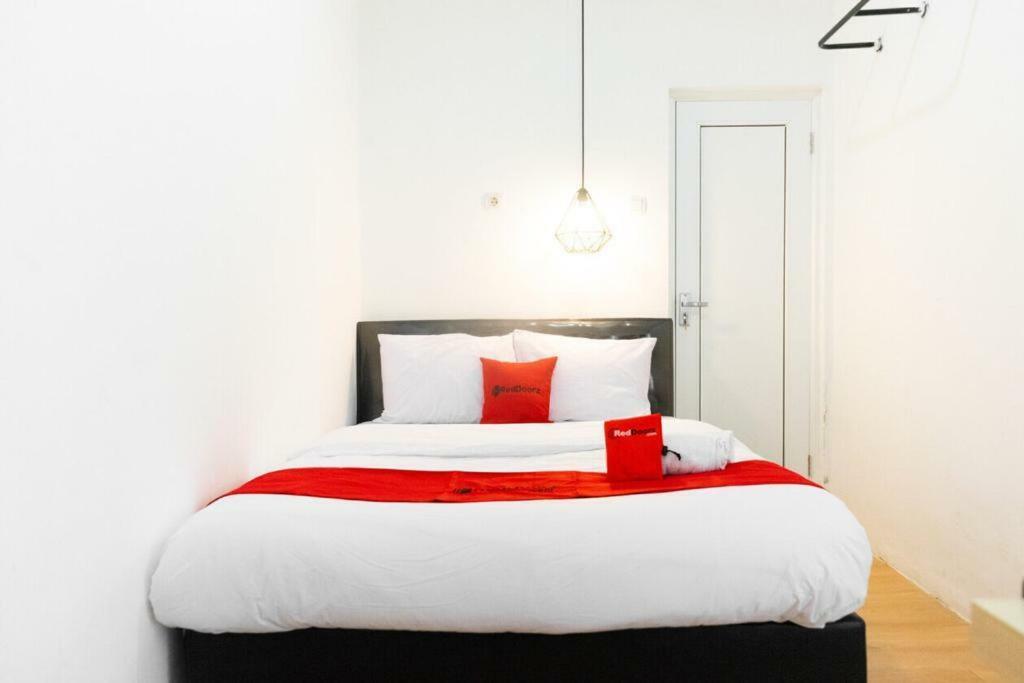 Aparthotel Fybed Semarang Exterior foto